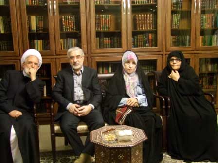 خانواده موسوی و کروبی خطاب به ملت ایران: پژواک صدای حق خواهی ما باشید