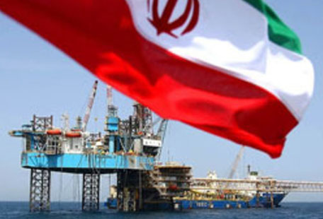 خامنه ای وحمایت از دولتی که ایران را به صادرات نفت معتاد کرد!